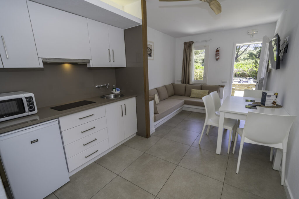 Studio Lateral sea view