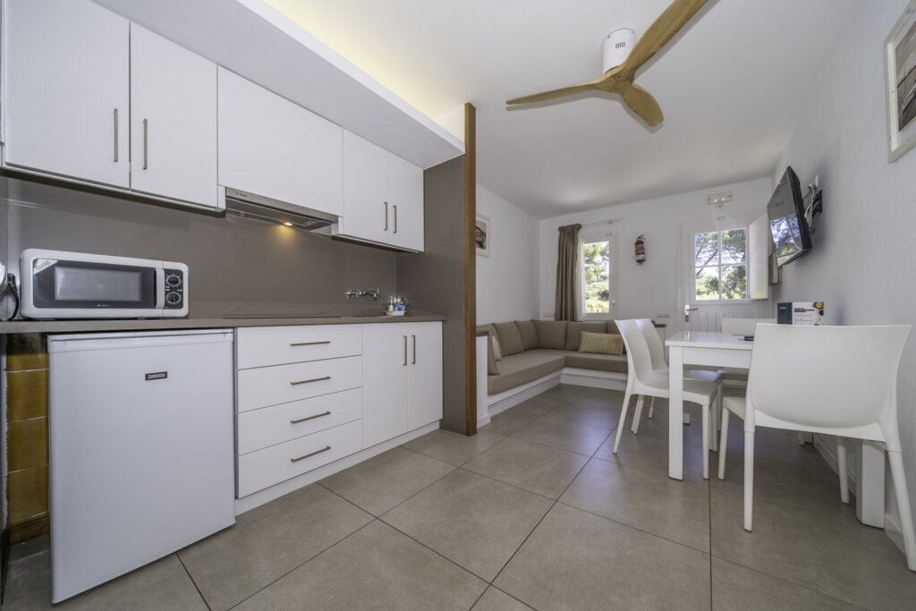 Studio Lateral sea view