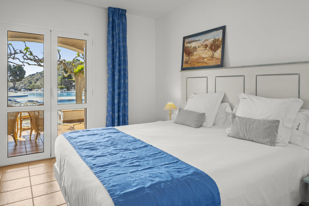 Pool View Room